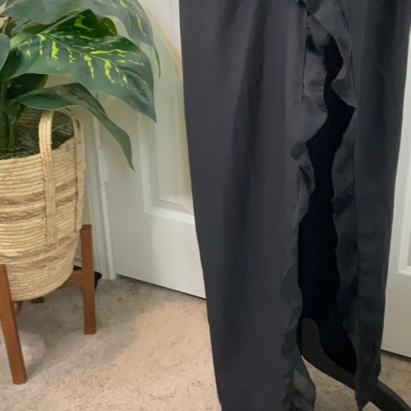 PrettyLittleThing -  NWT Black Chiffon Frill Cut Out Maxi Dress Size 6 - Picture 5 of 16